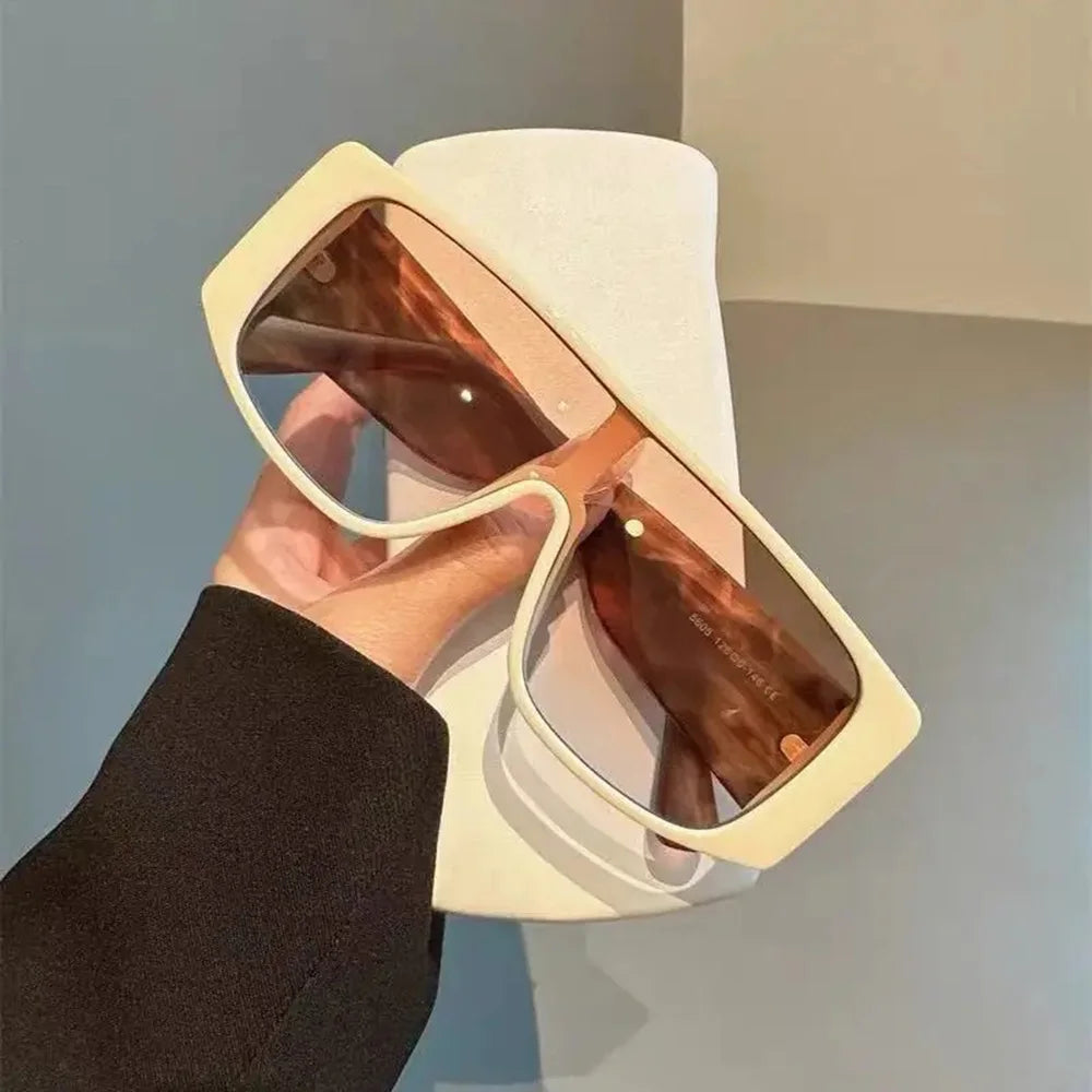 Stylish Luxury Square Large Frame Retro UV400 Protection Women's Sunglasses